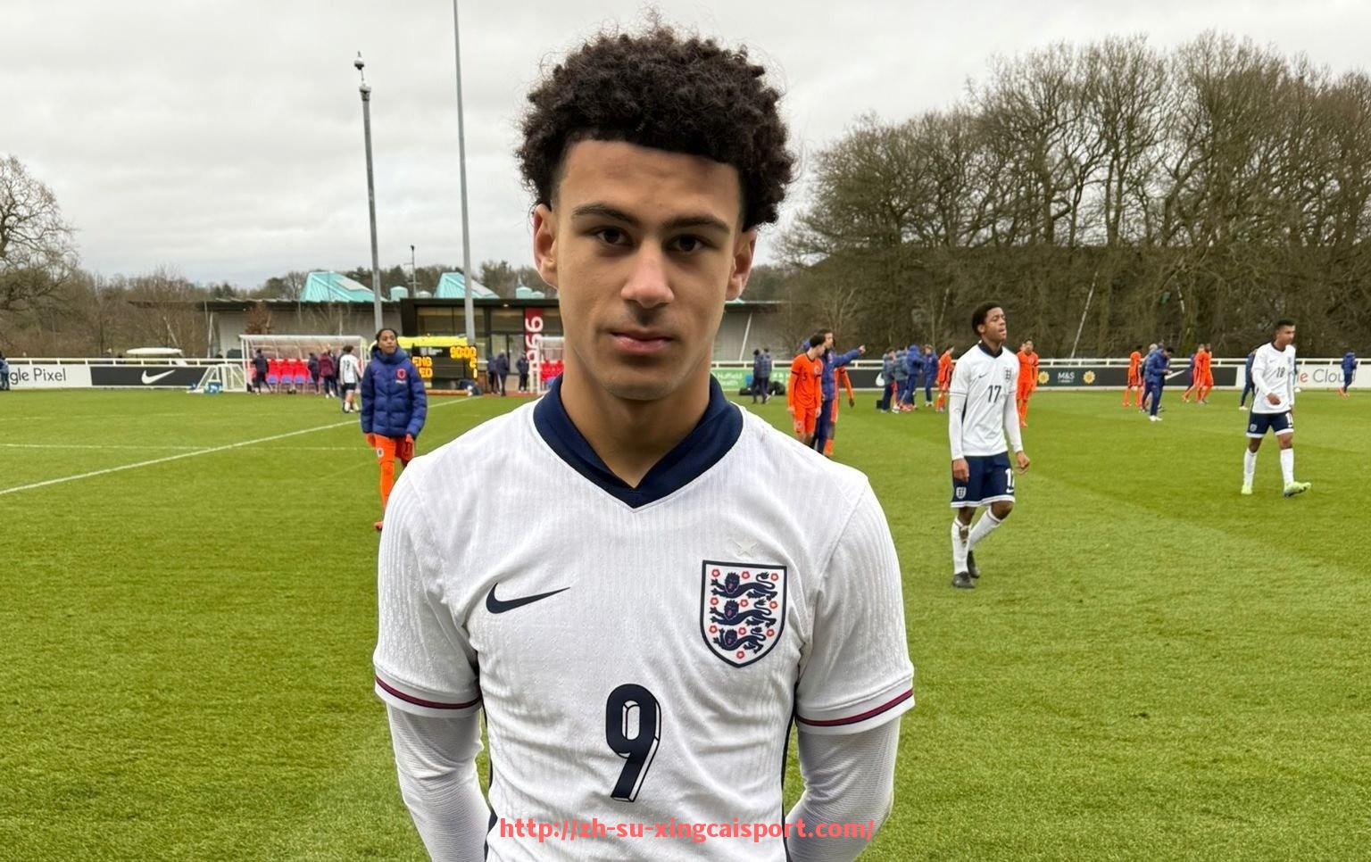 杏彩体育-西甲联赛第33轮录播精彩回放与技术统计